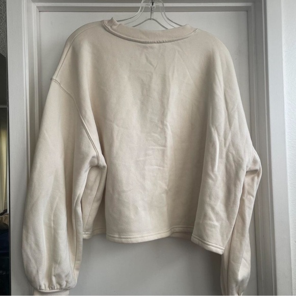 Universal Threads Target cream crewneck. Women’s size XL. New with tags - Picture 5 of 6